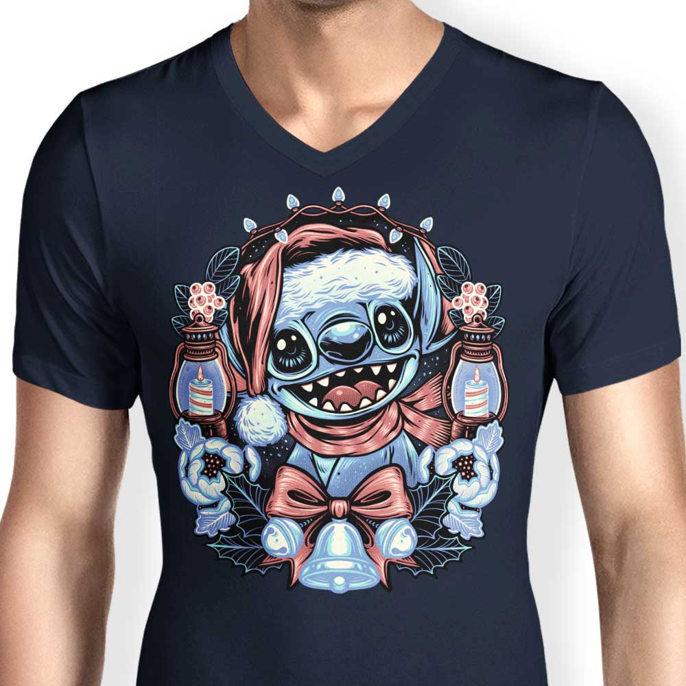 Christmas Alien - Men's V-Neck