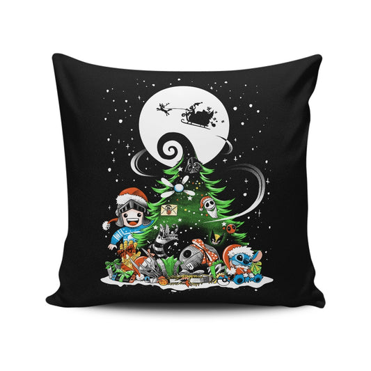 Christmas With Teerion - Throw Pillow