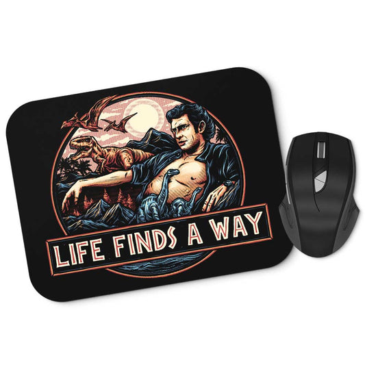 Life Finds a Way - Mousepad