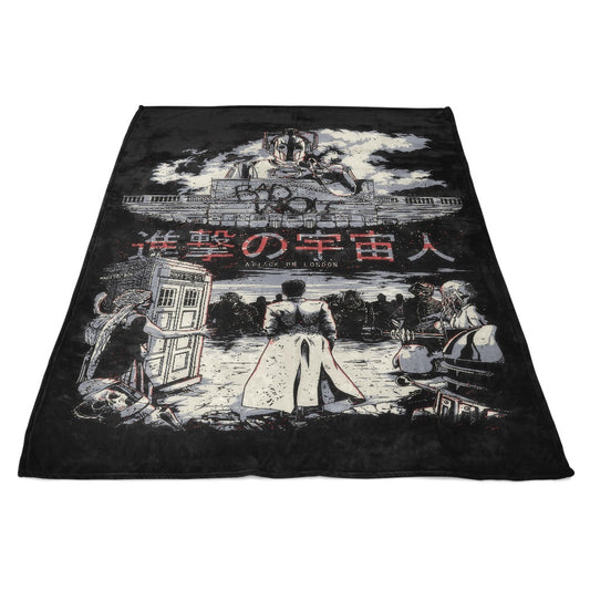 Attack on London - Fleece Blanket