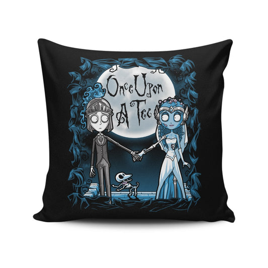 Corpse Teeana - Throw Pillow