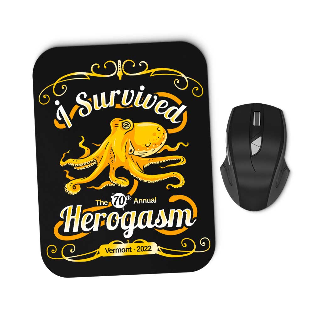 I Survived the Hero Gathering - Mousepad