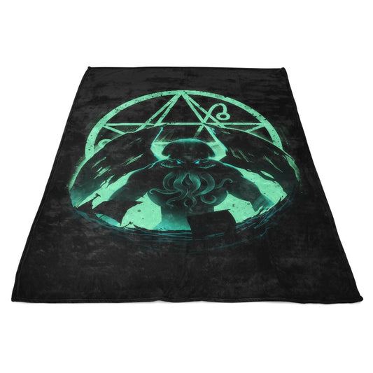 Rise of Cthulhu - Fleece Blanket