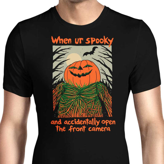 Spooky Selfie - Men's Apparel