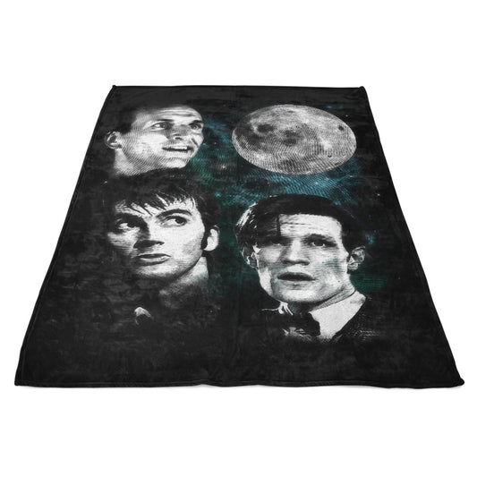 Three Doctor Moon - Fleece Blanket